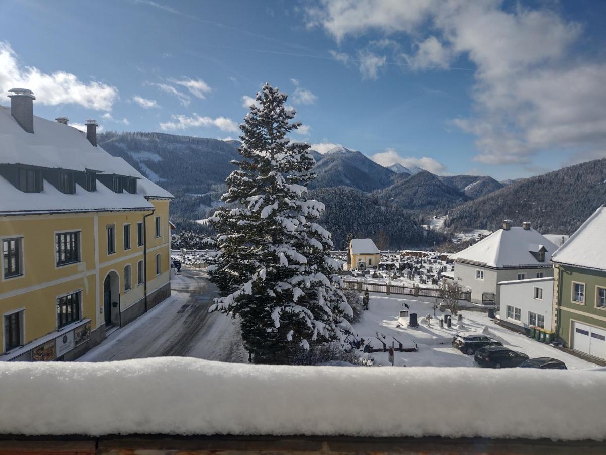 Sechzehnerhaus Apartment มาเรียตเซลล์ ภายนอก รูปภาพ
