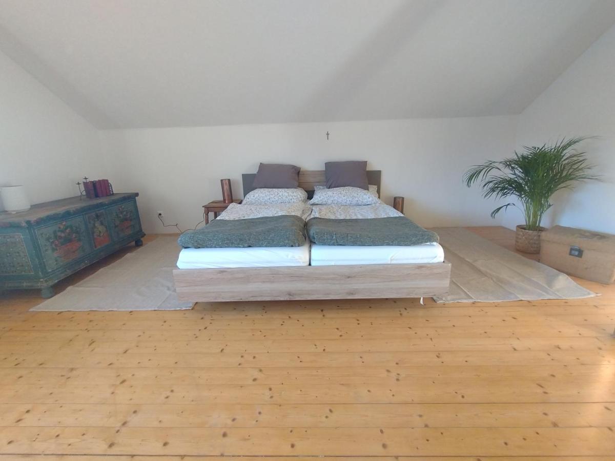 Sechzehnerhaus Apartment มาเรียตเซลล์ ภายนอก รูปภาพ