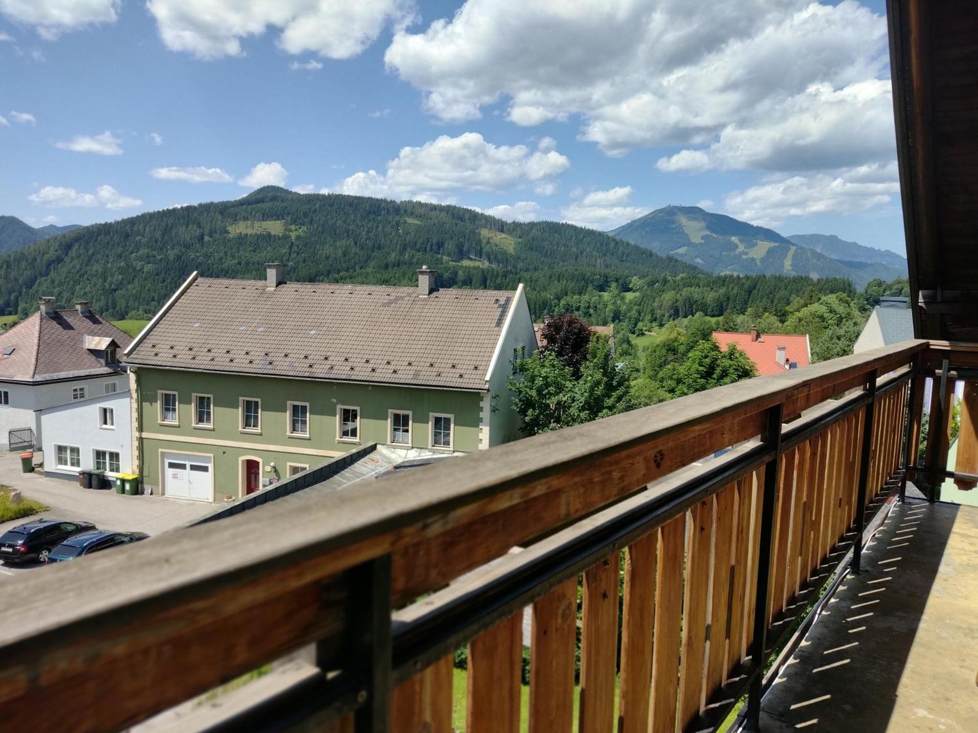 Sechzehnerhaus Apartment มาเรียตเซลล์ ภายนอก รูปภาพ